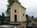 1024px-Przewrotne - Kaplica grobowa Politalskich na cmentarzu ,,górnym .jpg